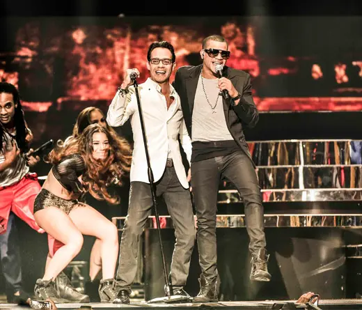 Marc Anthony y Gente De Zona fueron los encargados de abrir los Premios Billboard de la Msica Latina 2015.